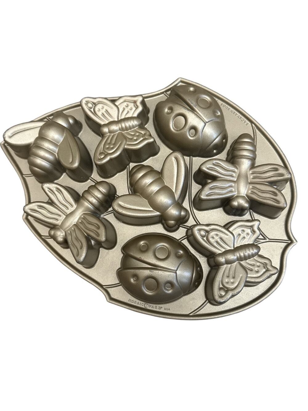 Nordic Ware Williams Sonoma Backyard Bugs Gold Aluminum Baking Pan